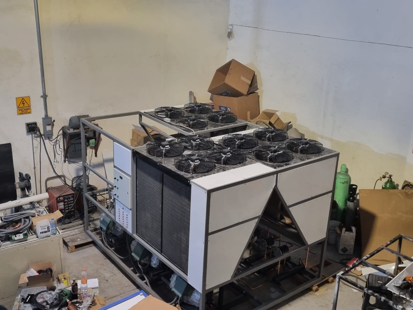 Fabricación de chillers industriales Master In Plastic